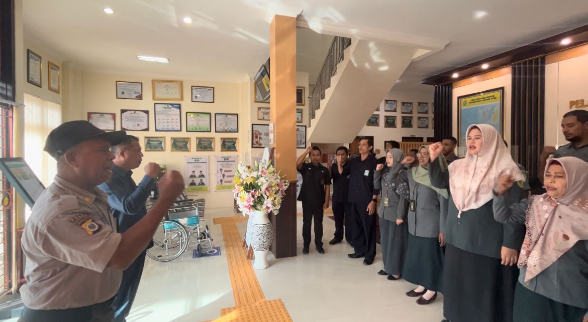 6b227b5e a116 46d2 8743 fca7e6260ff0